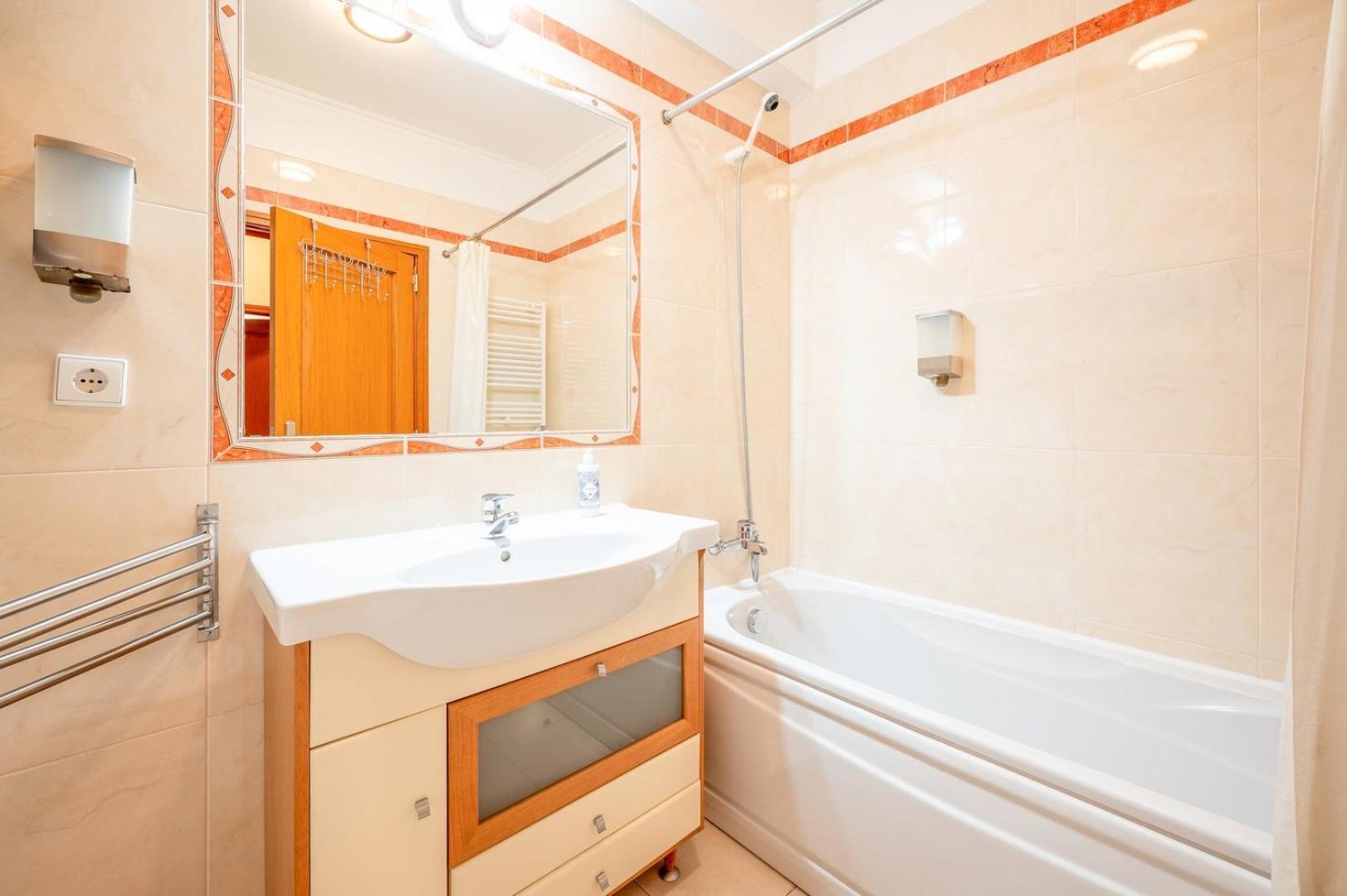 Guestready - Spacious Residence In Oeiras Barcarena Buitenkant foto